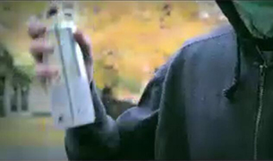 【創(chuàng)意】國外男孩街頭涂鴉 